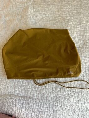 Alo Adjustable Cropped Open Back Tank Top Sand size M